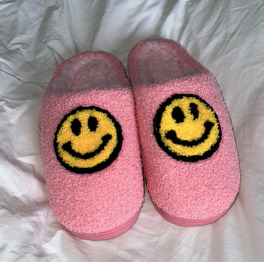 PANTOUFLES PINK SMILEY😊