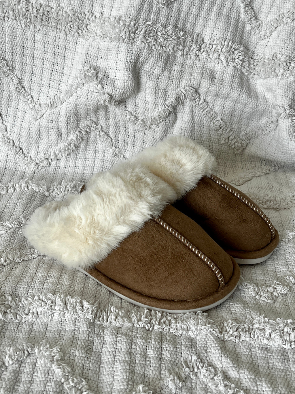 CAPPUCCINO SLIPPERS